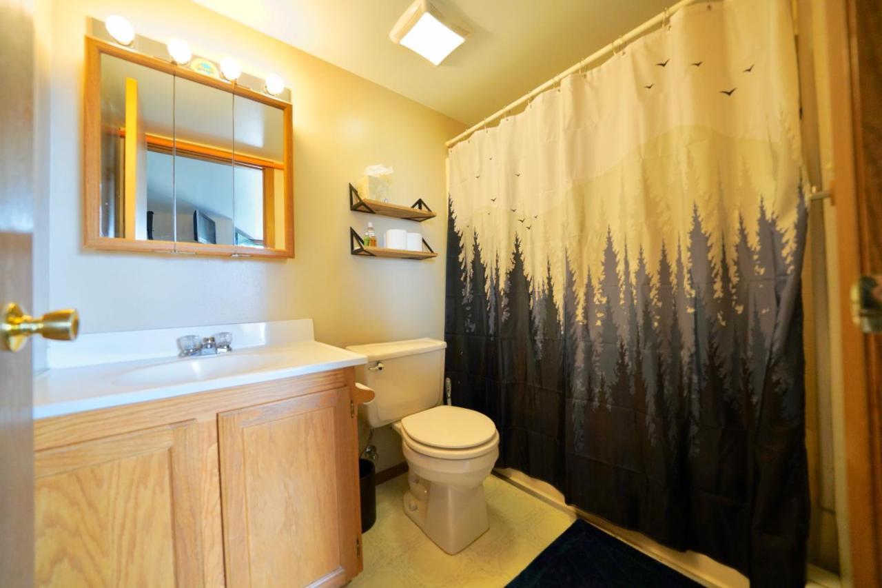 Flat Fish Lodge B&B And Event Center Хомер Экстерьер фото