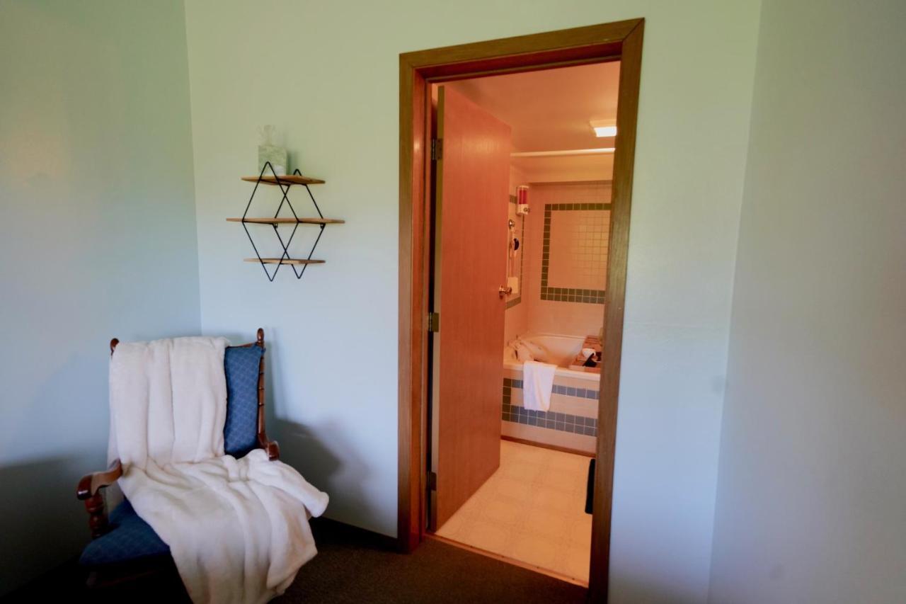 Flat Fish Lodge B&B And Event Center Хомер Экстерьер фото