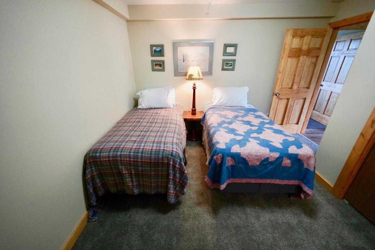 Flat Fish Lodge B&B And Event Center Хомер Экстерьер фото