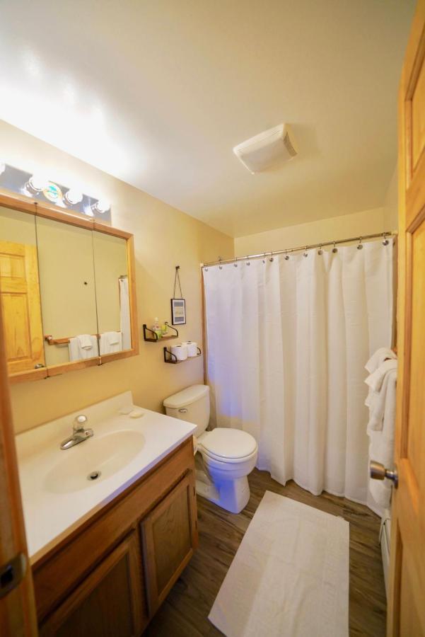 Flat Fish Lodge B&B And Event Center Хомер Экстерьер фото